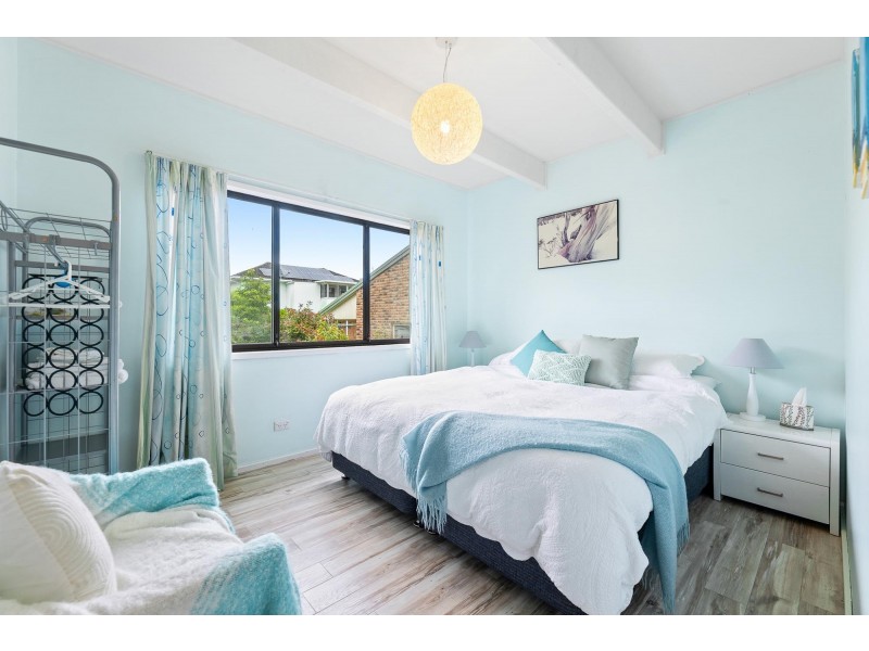 25 Coogee Street, Tuross Head NSW 2537