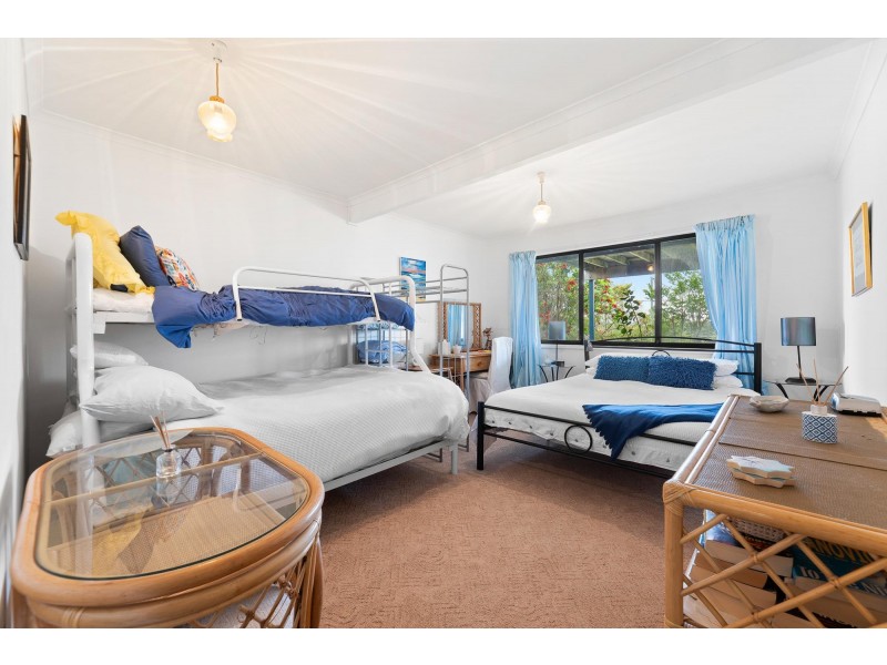 25 Coogee Street, Tuross Head NSW 2537