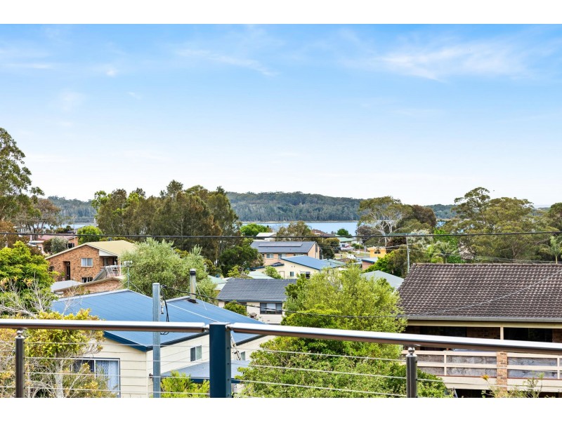 25 Coogee Street, Tuross Head NSW 2537