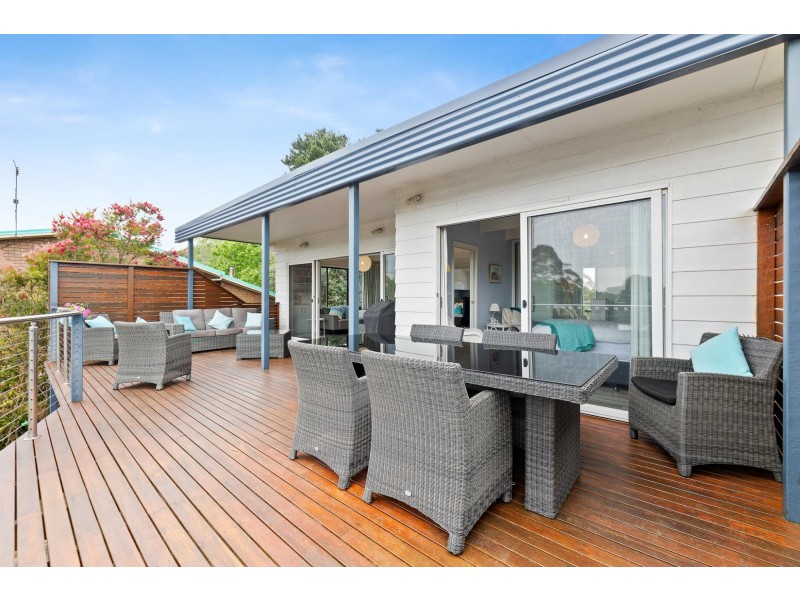 25 Coogee Street, Tuross Head NSW 2537