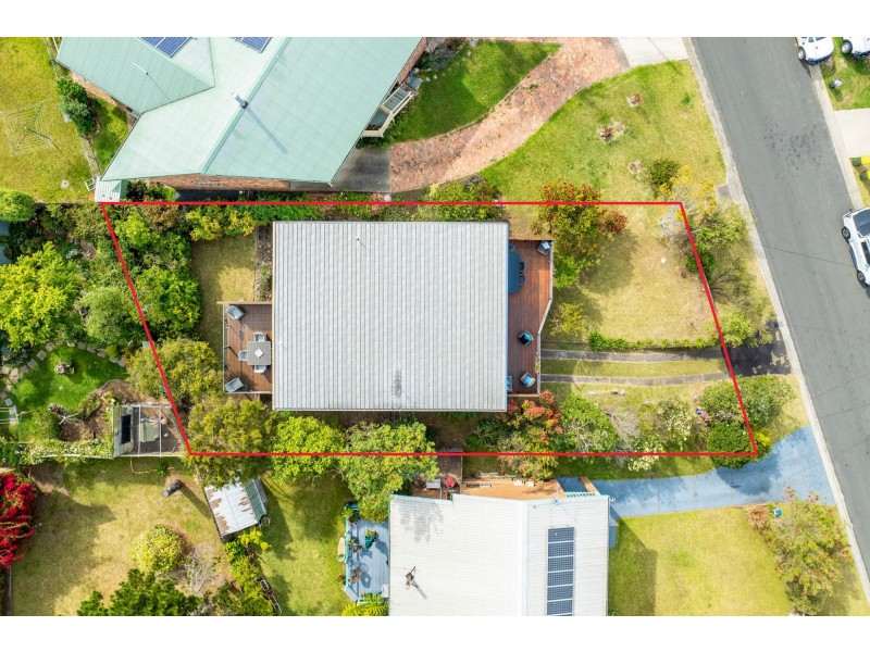 25 Coogee Street, Tuross Head NSW 2537