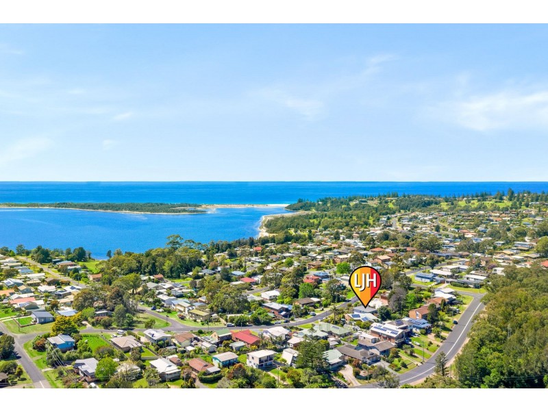 25 Coogee Street, Tuross Head NSW 2537