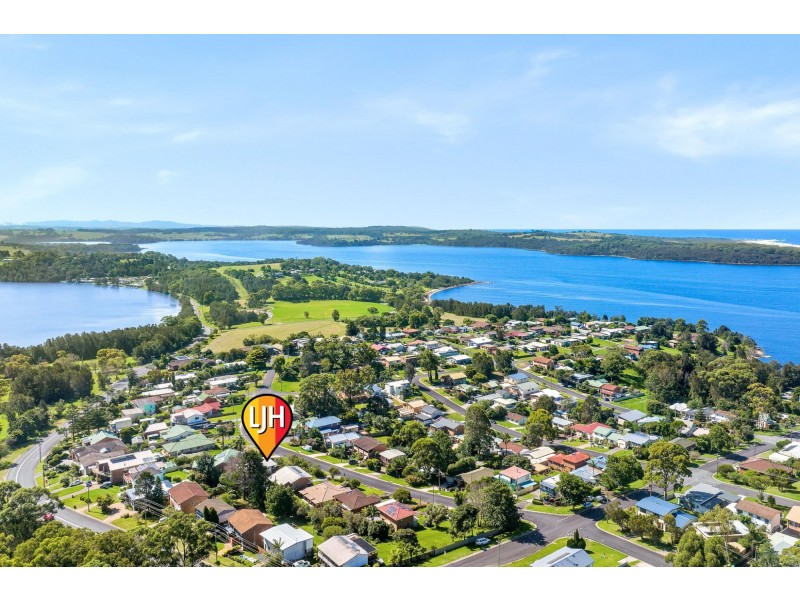 25 Coogee Street, Tuross Head NSW 2537