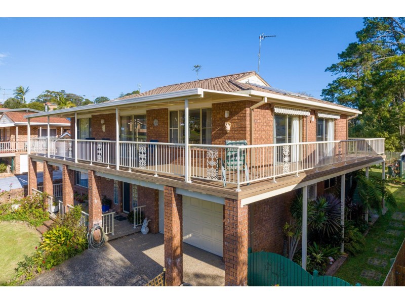 65 Salmon Street, Tuross Head NSW 2537