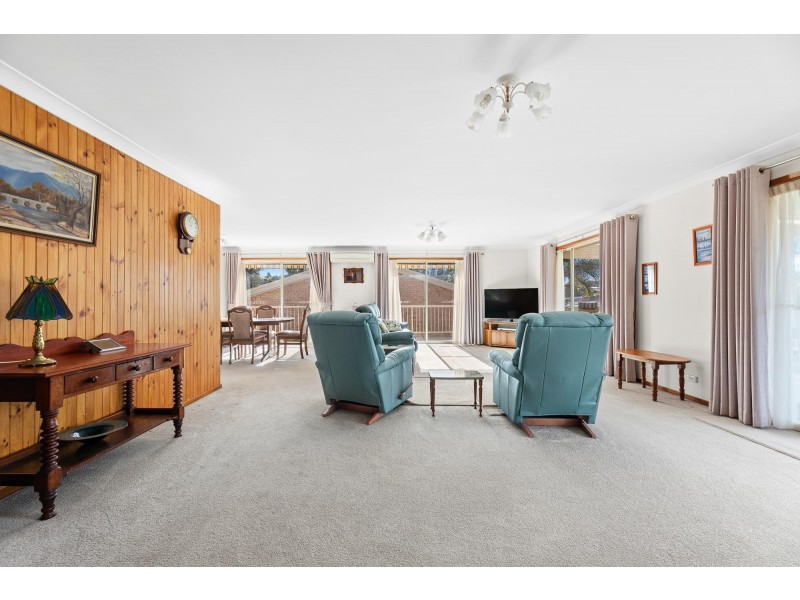 65 Salmon Street, Tuross Head NSW 2537