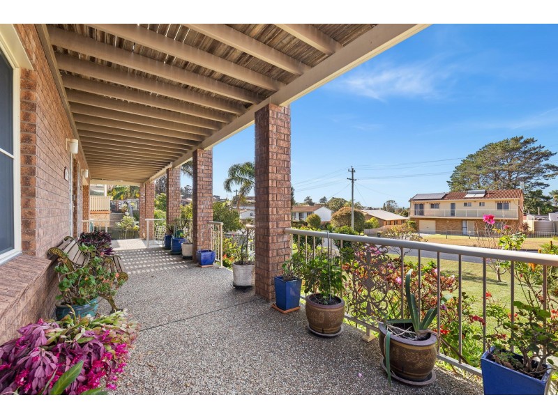 65 Salmon Street, Tuross Head NSW 2537