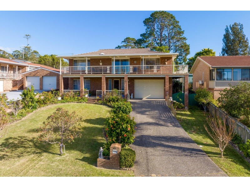 65 Salmon Street, Tuross Head NSW 2537