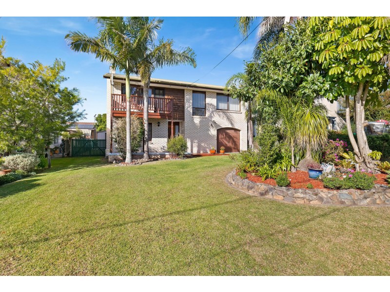 41 Lake Street, Tuross Head NSW 2537
