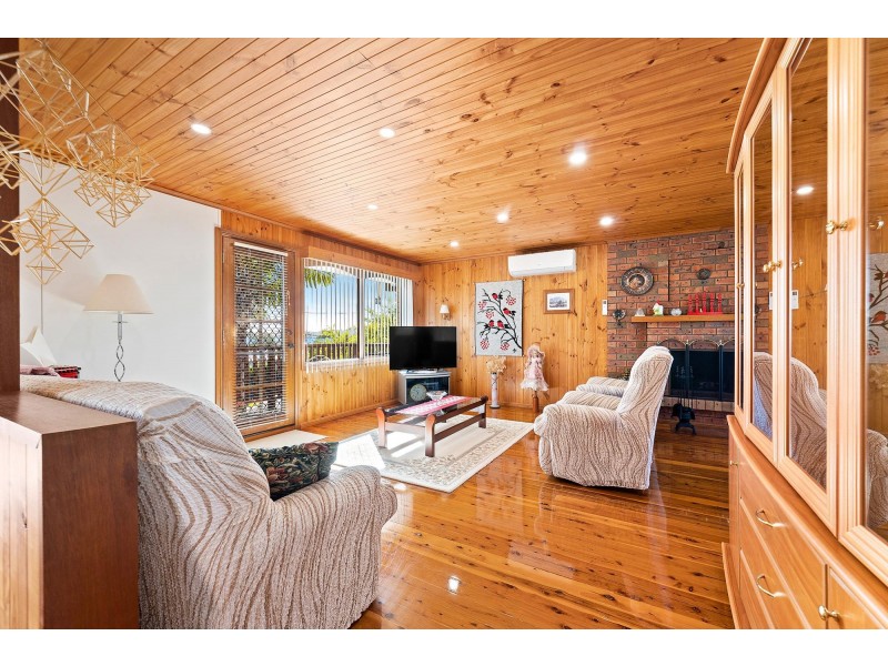 41 Lake Street, Tuross Head NSW 2537