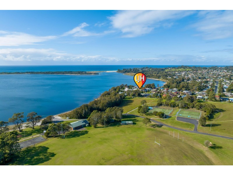 41 Lake Street, Tuross Head NSW 2537