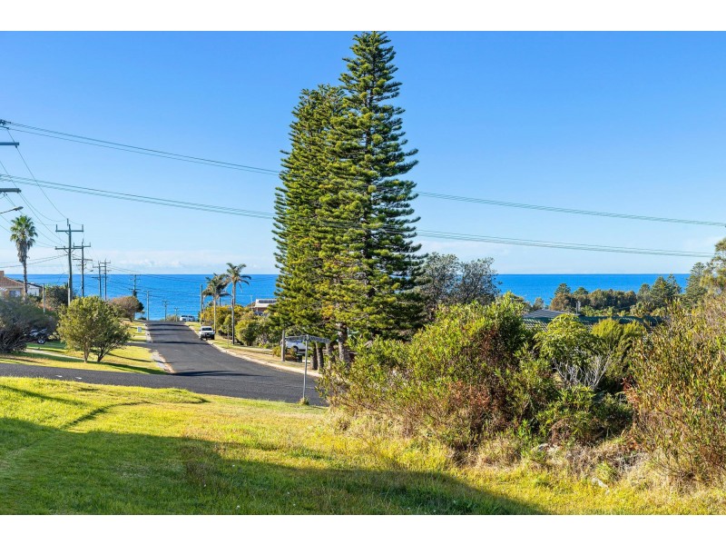 31 Marlin Street, Tuross Head NSW 2537