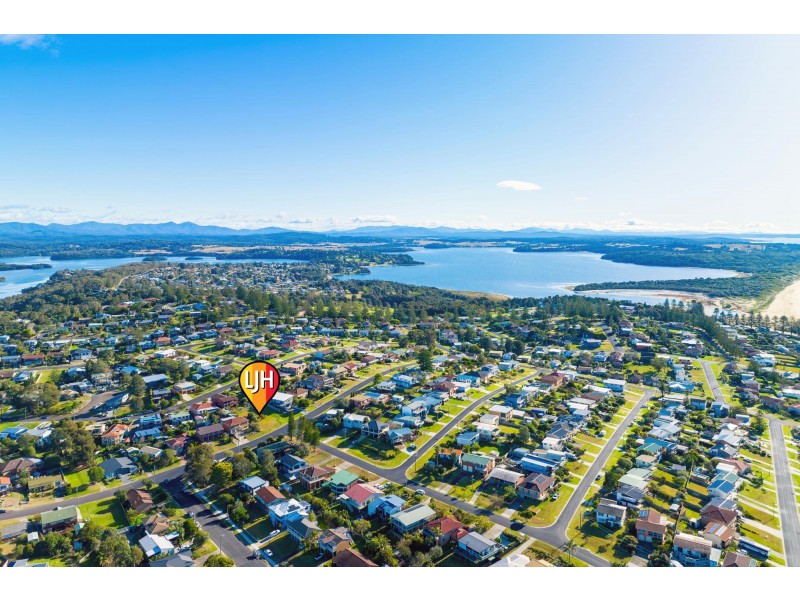 31 Marlin Street, Tuross Head NSW 2537