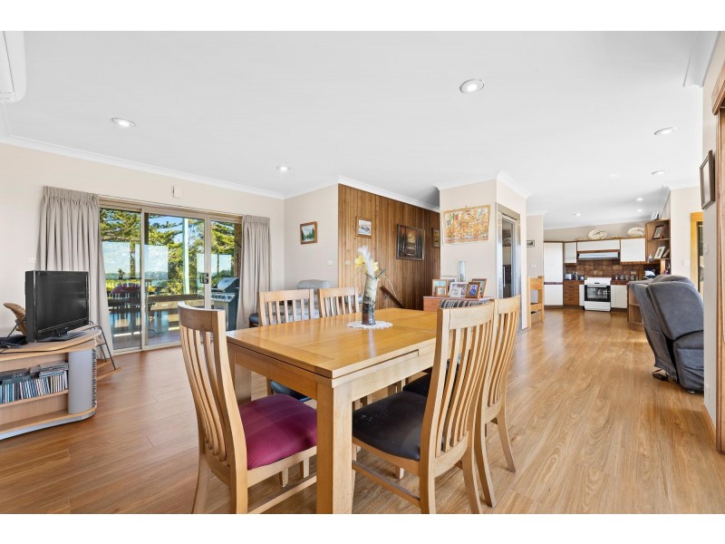 166 Hector McWilliam Drive, Tuross Head NSW 2537