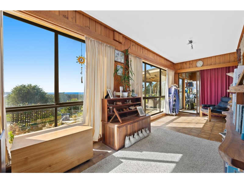 166 Hector McWilliam Drive, Tuross Head NSW 2537