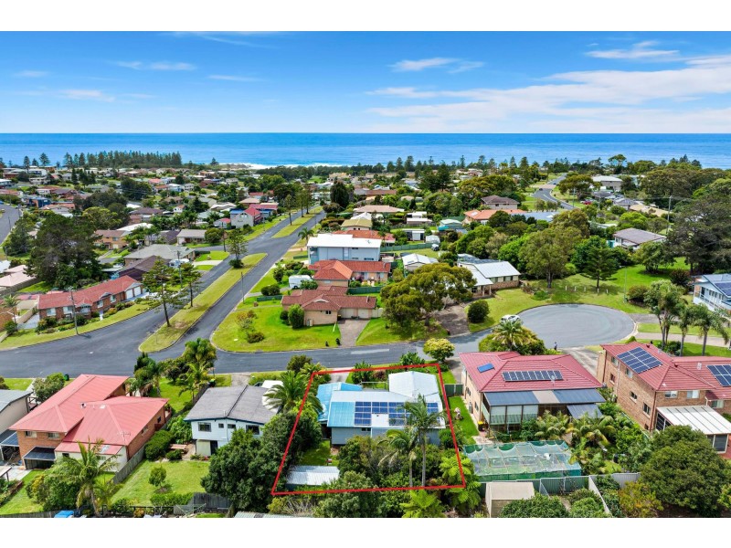 75 Salmon Street, Tuross Head NSW 2537