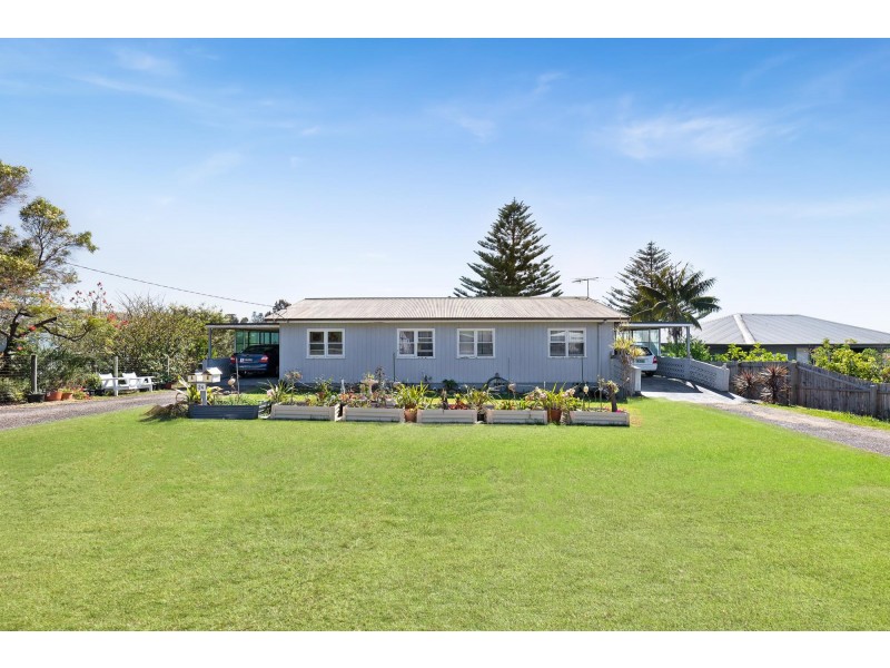 24 Hawkins Road, Tuross Head NSW 2537