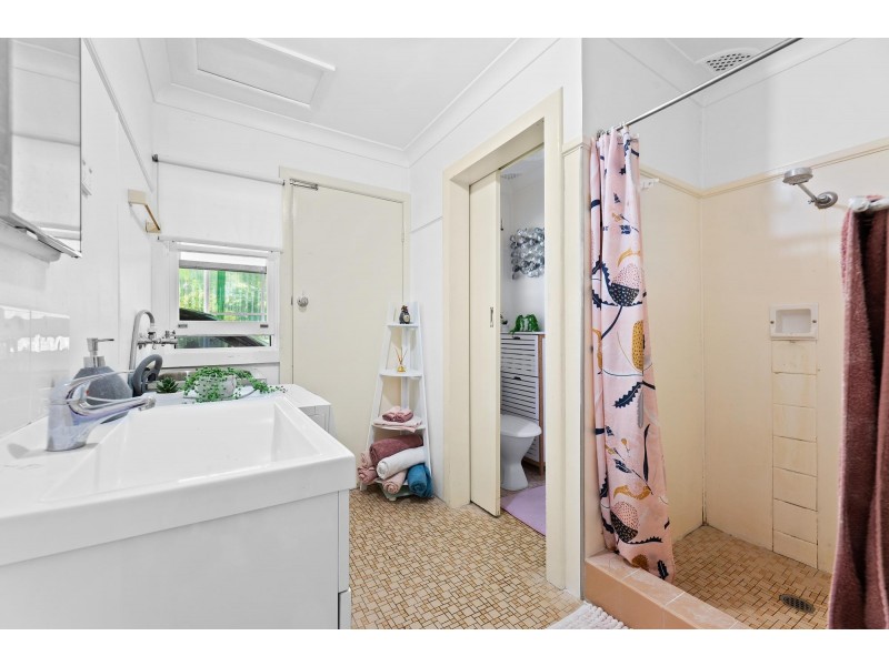 24 Hawkins Road, Tuross Head NSW 2537