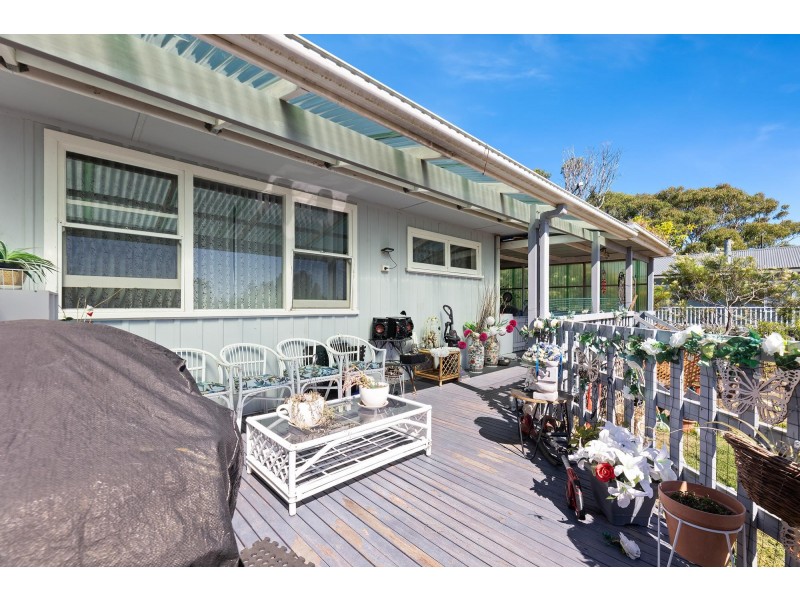 24 Hawkins Road, Tuross Head NSW 2537