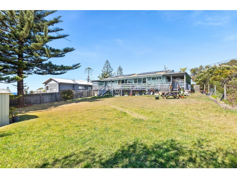 24 Hawkins Road, Tuross Head NSW 2537
