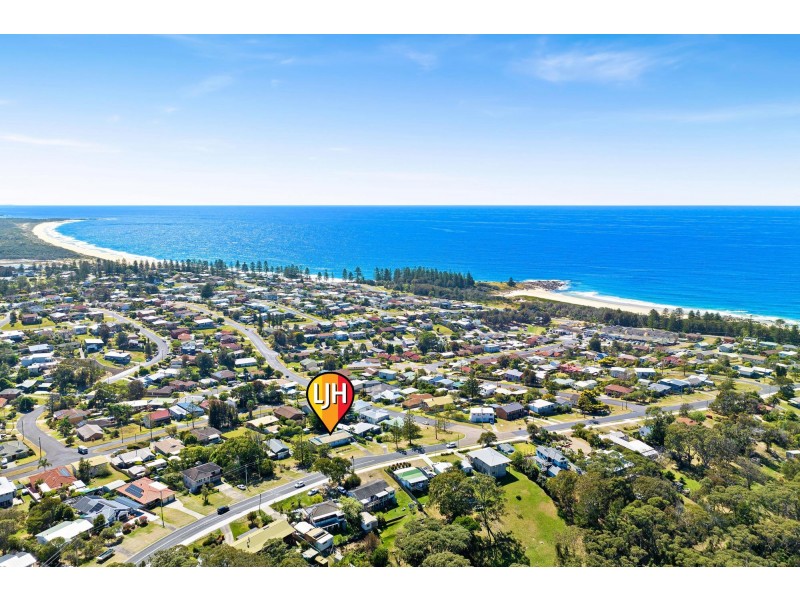 24 Hawkins Road, Tuross Head NSW 2537