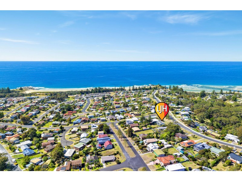 24 Hawkins Road, Tuross Head NSW 2537