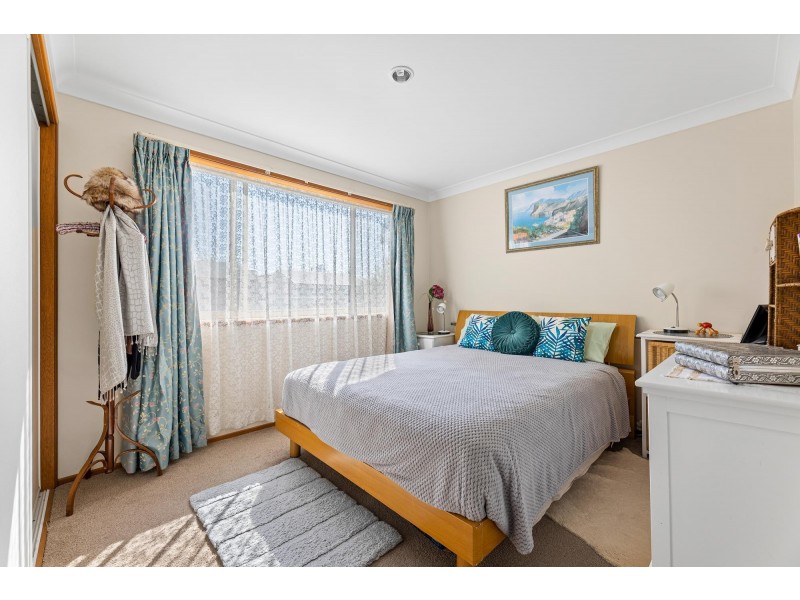 2/19-21 Grenville Avenue, Tuross Head NSW 2537
