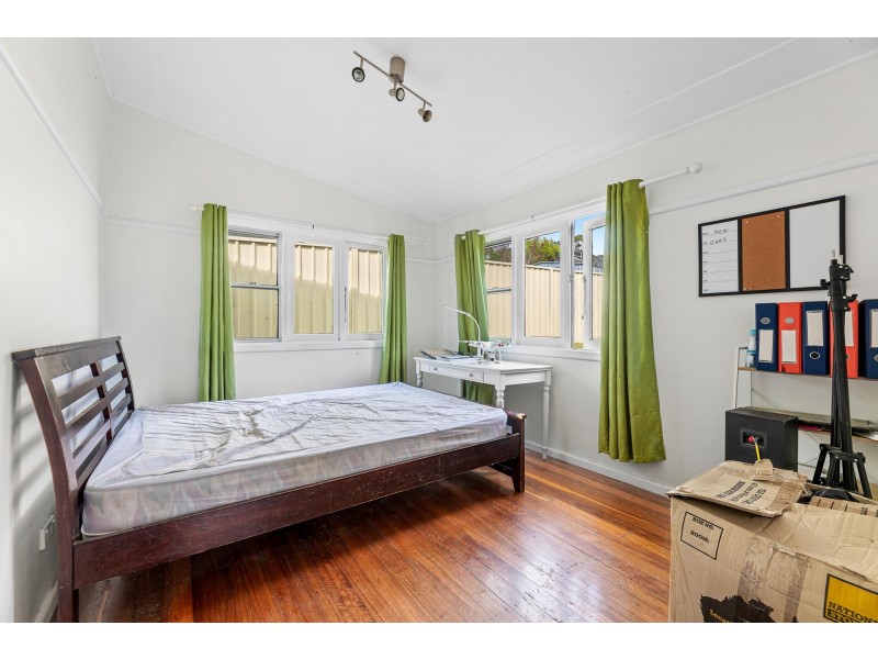 8 Anderson Avenue, Tuross Head NSW 2537