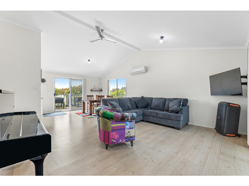 4 Gould Street, Tuross Head NSW 2537