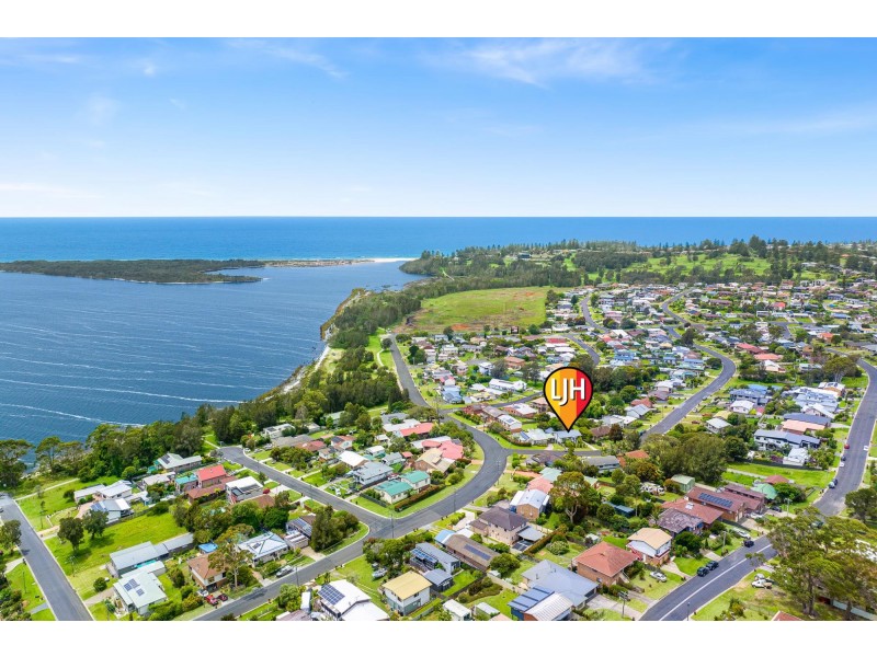 4 Gould Street, Tuross Head NSW 2537