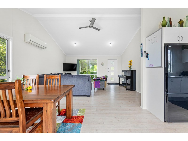 4 Gould Street, Tuross Head NSW 2537