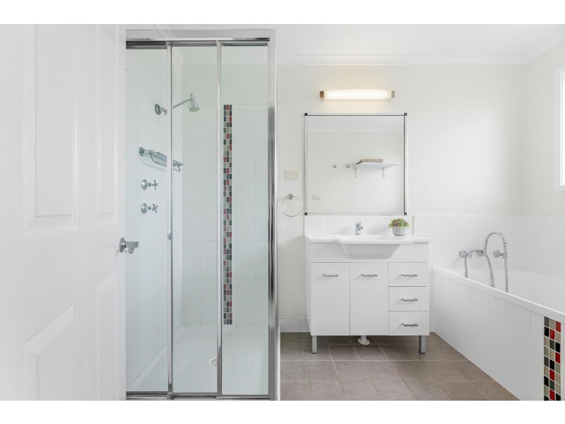 4 Gould Street, Tuross Head NSW 2537