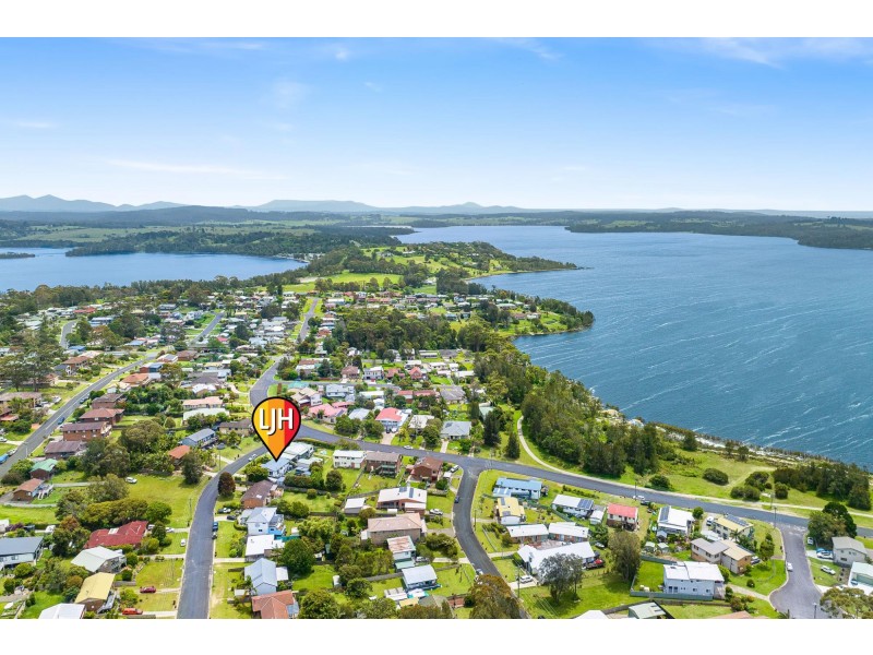 4 Gould Street, Tuross Head NSW 2537