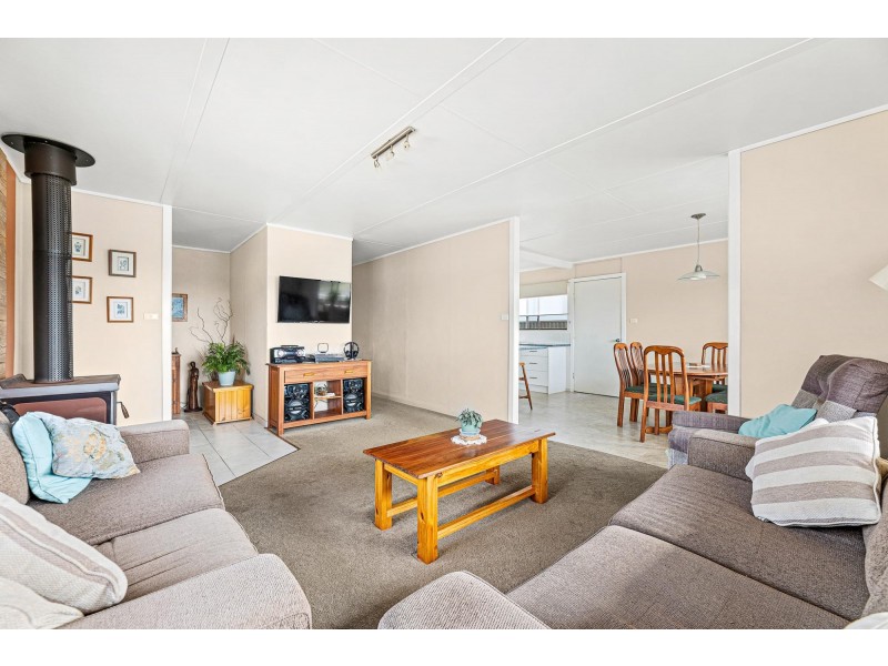 6 Snapper Place, Tuross Head NSW 2537