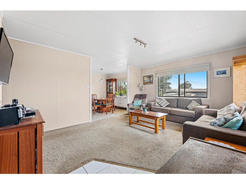 6 Snapper Place, Tuross Head NSW 2537