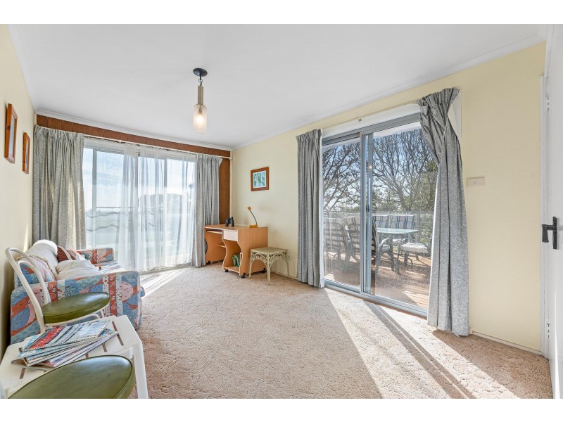 31 Hawkins Road, Tuross Head NSW 2537