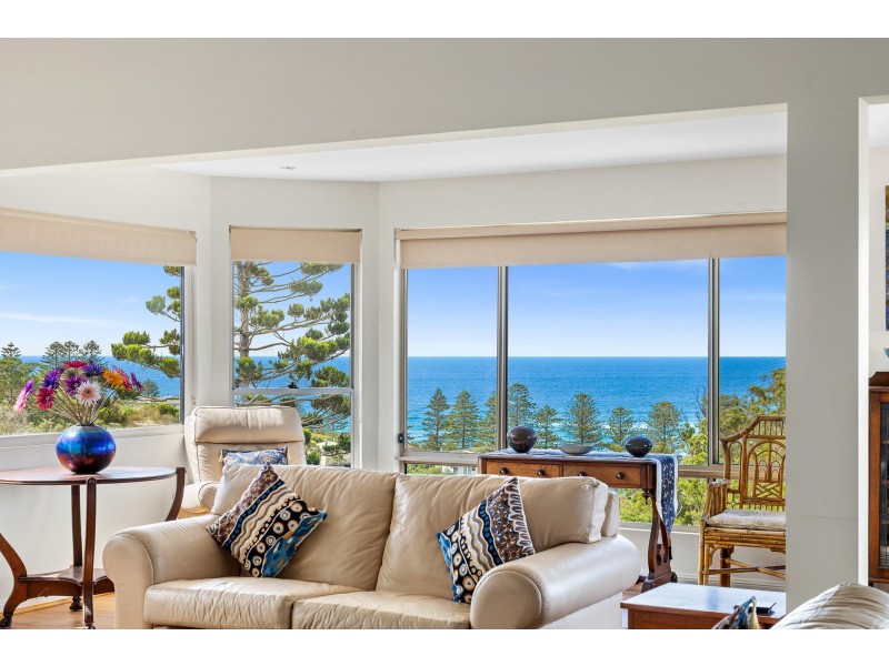 14 Jellicoe Road, Tuross Head NSW 2537