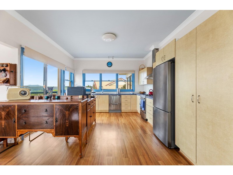 14 Jellicoe Road, Tuross Head NSW 2537