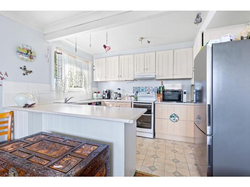 19 Anderson Avenue, Tuross Head NSW 2537