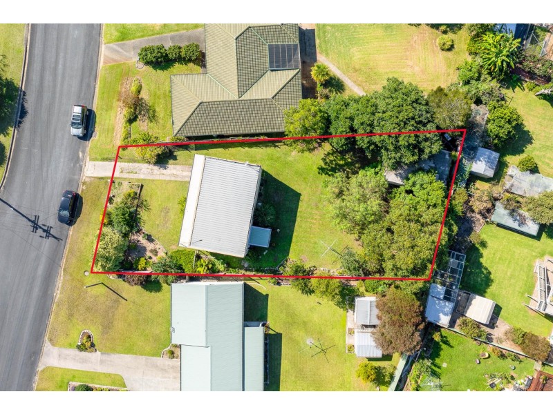 19 Anderson Avenue, Tuross Head NSW 2537
