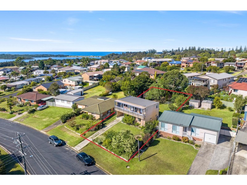 19 Anderson Avenue, Tuross Head NSW 2537