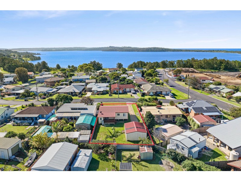29 Meakin Street, Tuross Head NSW 2537