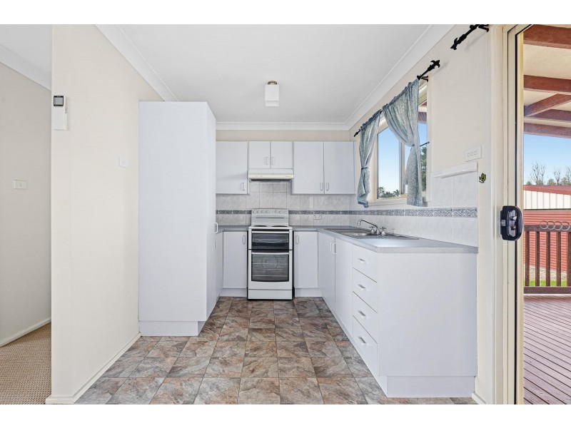 29 Meakin Street, Tuross Head NSW 2537