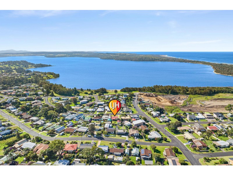 29 Meakin Street, Tuross Head NSW 2537