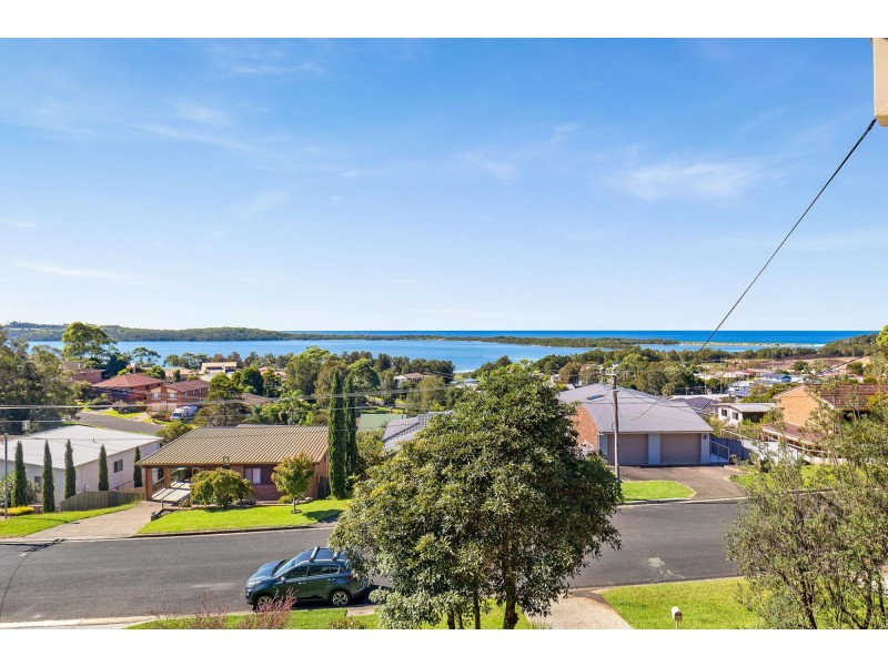 69 Coogee Street, Tuross Head NSW 2537