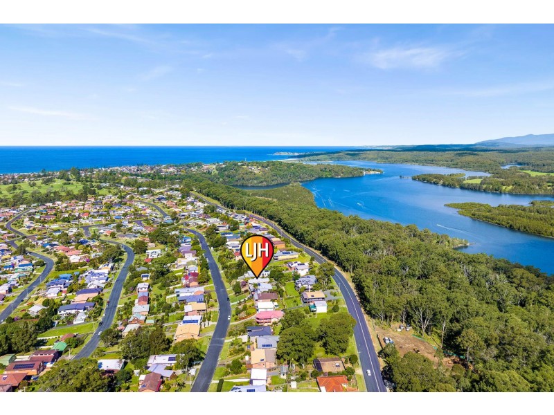 69 Coogee Street, Tuross Head NSW 2537