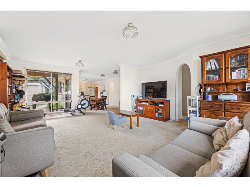 46 Anderson Avenue, Tuross Head NSW 2537