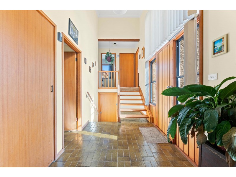 8 Pleasant Place, Tuross Head NSW 2537