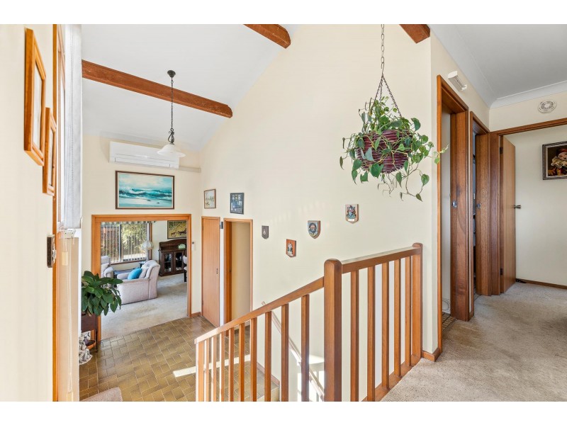 8 Pleasant Place, Tuross Head NSW 2537