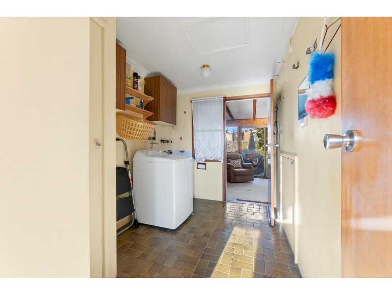 8 Pleasant Place, Tuross Head NSW 2537