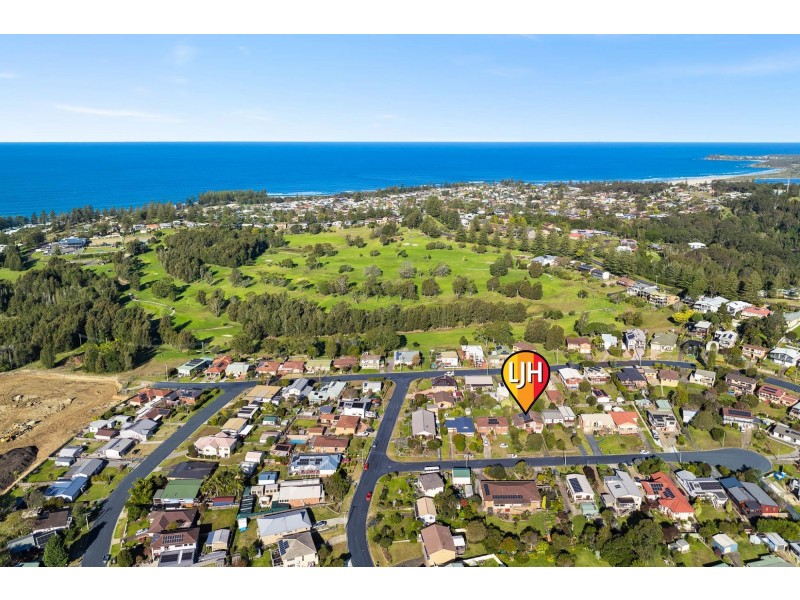 8 Pleasant Place, Tuross Head NSW 2537